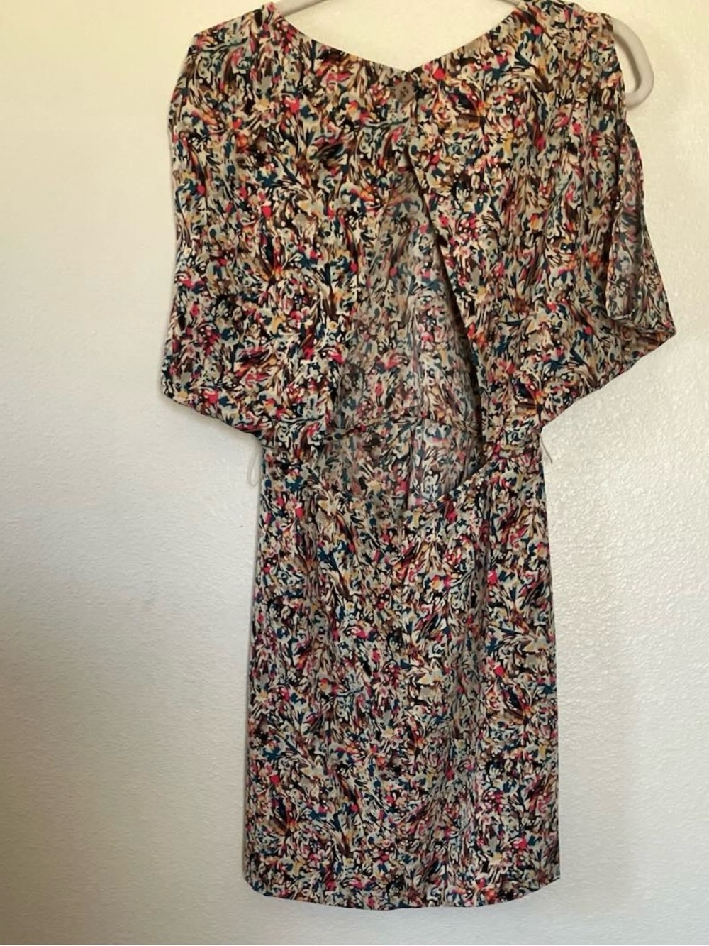 BCBGeneration Kimono Open Back Mini Dress Brush Strokes Colorful Slit Slv Size 2 - Picture 2 of 6